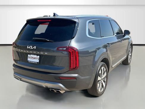 Used 2022 Kia Telluride EX w/ EX Premium Package image 7