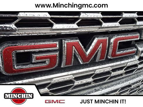 Used 2021 GMC Canyon Denali image 32