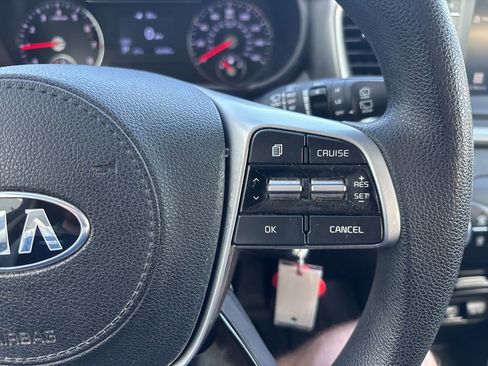Used 2020 Kia Sorento LX FWD image 60