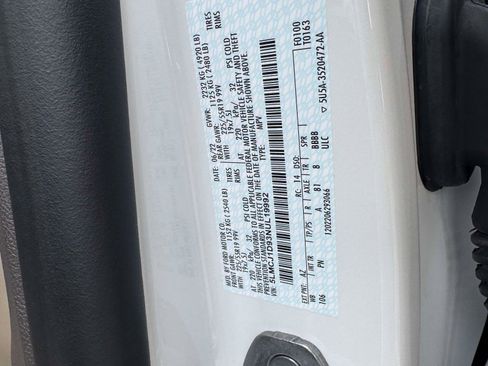 Used 2022 Lincoln Corsair AWD w/ Premium Package image 24