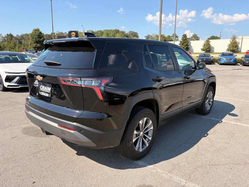Used 2025 Chevrolet Equinox LT FWD image 8