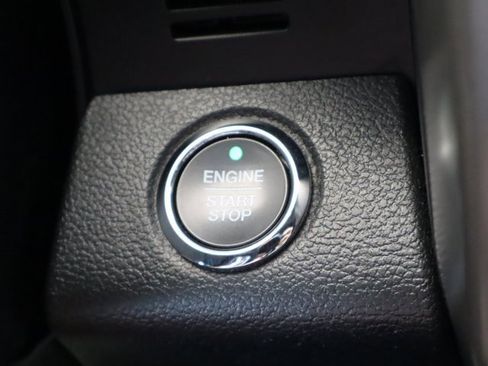 Used 2020 Ford Expedition XLT w/ Equipment Group 202A image 39