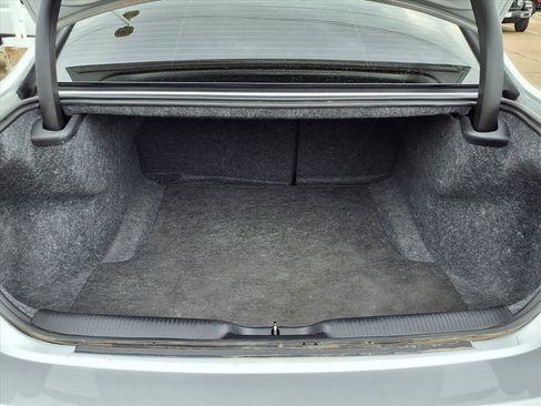 Used 2023 Dodge Charger SXT w/ Blacktop Package image 18