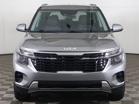 Used 2025 Kia Seltos S AWD/4WD image 11