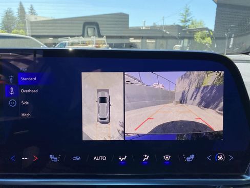 Used 2025 Chevrolet Equinox EV LT w/ Convenience Package FWD image 24