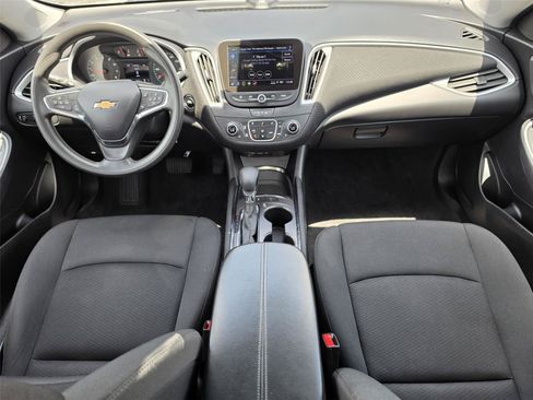 Used 2024 Chevrolet Malibu LT FWD image 11