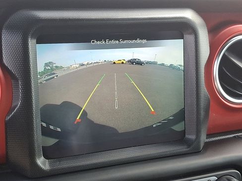 Certified 2021 Jeep Wrangler Unlimited Rubicon image 18