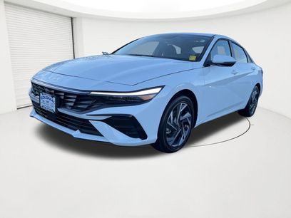 Certified 2025 Hyundai Elantra Limited
