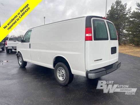 Used 2024 Chevrolet Express 2500 w/ Driver Convenience Package image 5