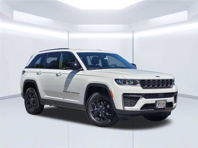 New 2026 Jeep Grand Cherokee Altitude