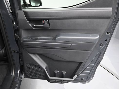 Certified 2025 Toyota Tacoma SR5 image 33