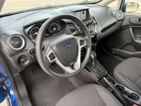 Used 2018 Ford Fiesta SE w/ Equipment Group 201A image 20