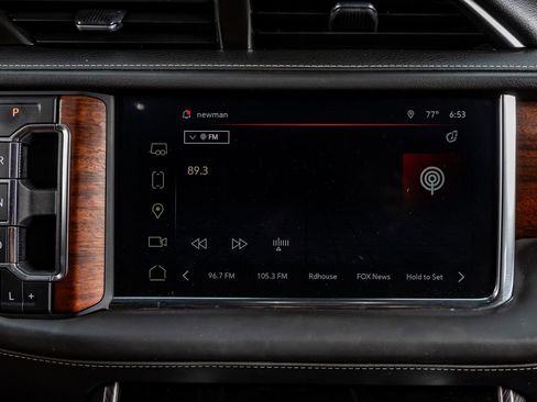 Used 2023 GMC Yukon XL Denali Ultimate image 24