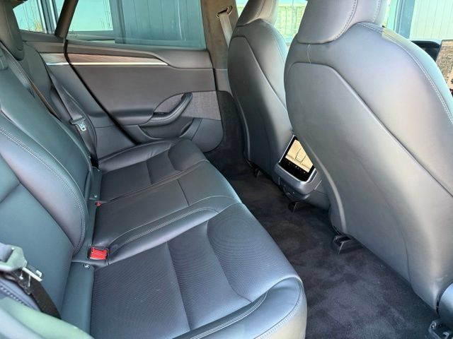 Used 2022 Tesla Model S AWD/4WD image 24