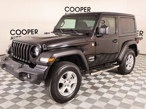 Used 2020 Jeep Wrangler Sport image 9