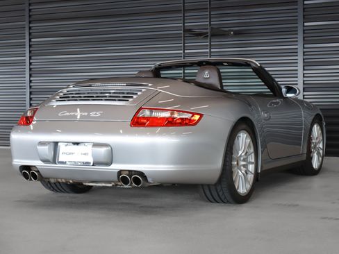 Used 2008 Porsche 911 Carrera 4S image 10
