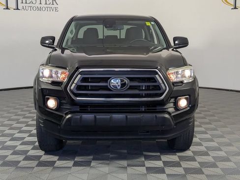 Used 2021 Toyota Tacoma SR5 RWD image 3