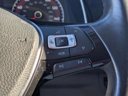 Used 2019 Volkswagen Jetta SE image 12