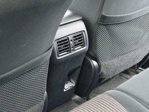 Used 2024 Toyota 4Runner TRD Off-Road image 32