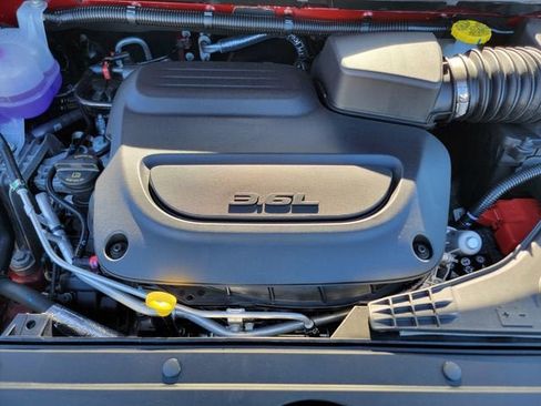 New 2026 Chrysler Pacifica Select image 37