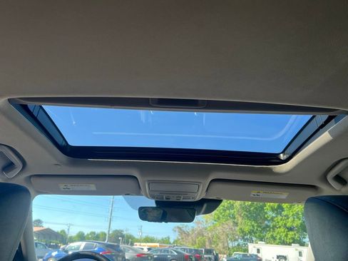 Used 2021 Honda Accord EX-L image 18