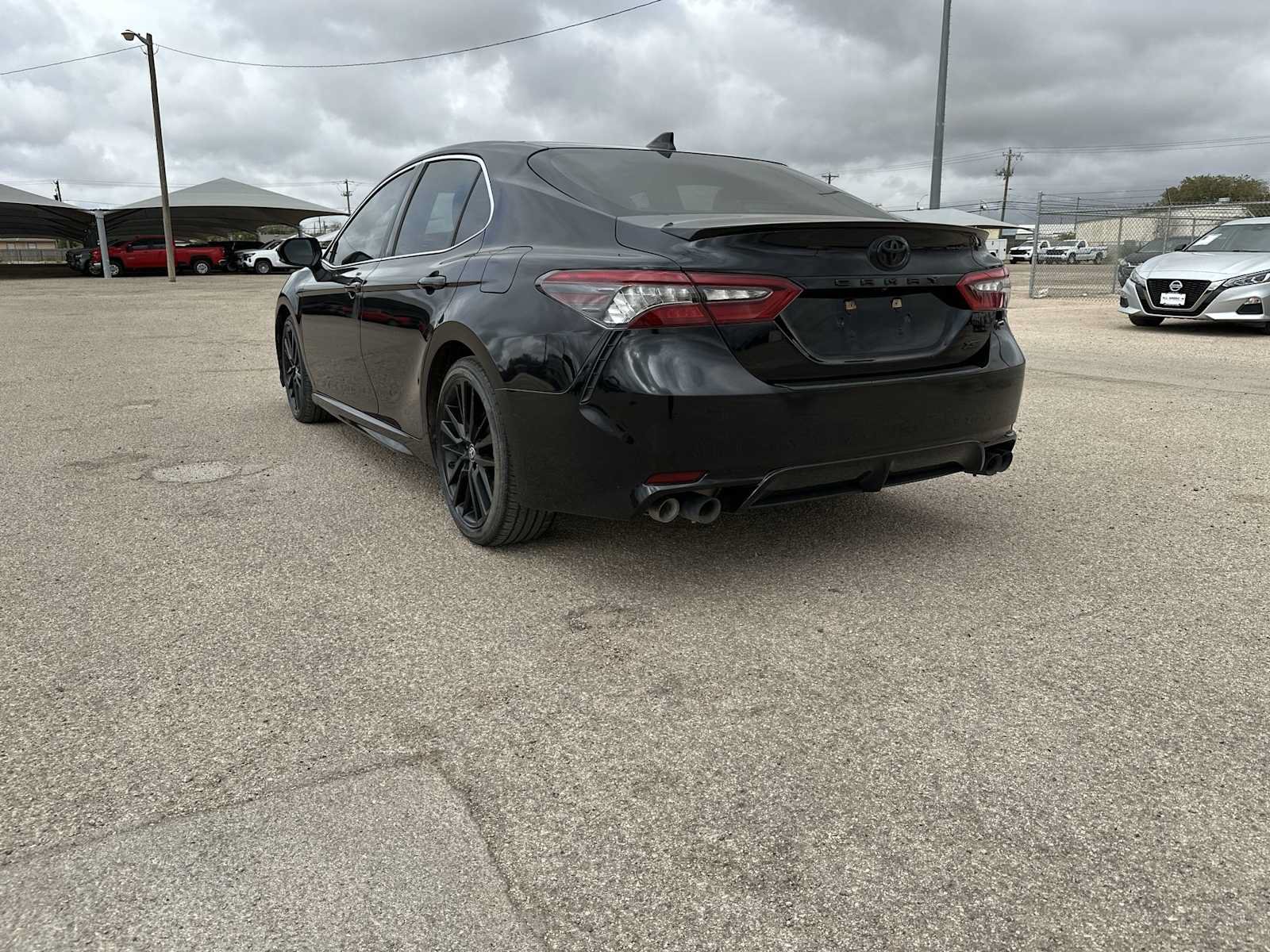 Used 2021 Toyota Camry XSE FWD image 12