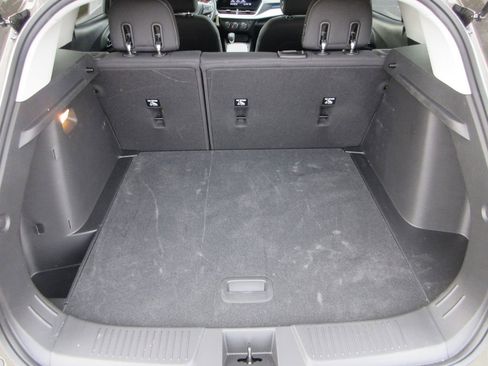 Used 2024 Chevrolet Trax LS w/ LS Convenience Package image 10