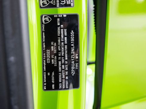 Used 2022 Lamborghini Urus image 49