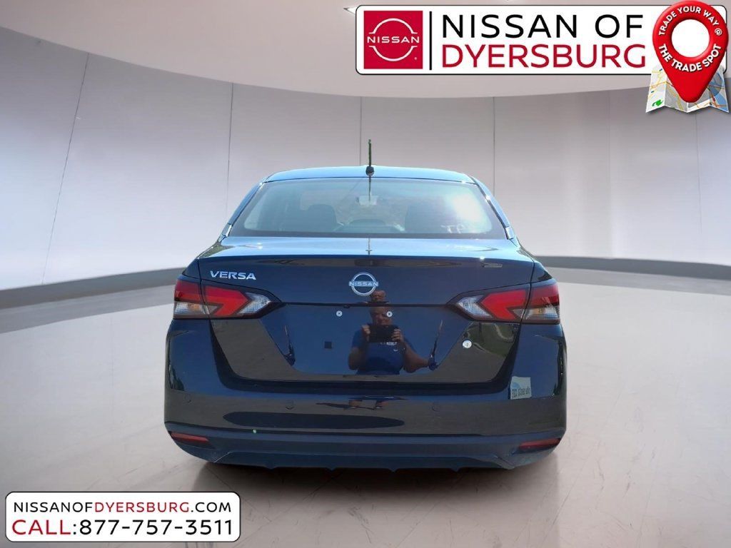 Used 2025 Nissan Versa S w/ S Plus Package FWD image 4