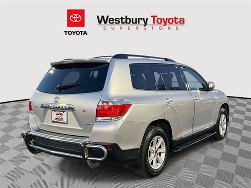 Used 2012 Toyota Highlander 4WD image 7