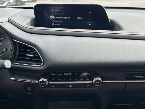 Certified 2025 MAZDA CX-30 AWD 2.5 S w/ Preferred Package image 32