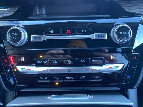 Certified 2021 Ford Explorer Limited image 22