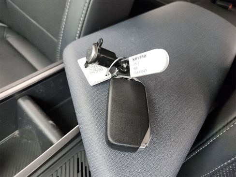 Used 2022 Kia EV6 Wind image 32