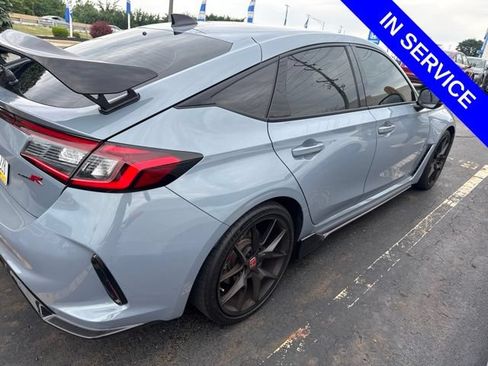 Used 2025 Honda Civic Type R image 5