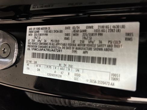 Used 2024 Ford Escape ST-Line Elite w/ Premium Technology Package AWD/4WD image 33