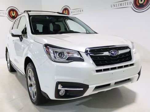 Used 2018 Subaru Forester 2.5i Touring w/ Popular Package #3B AWD/4WD image 22
