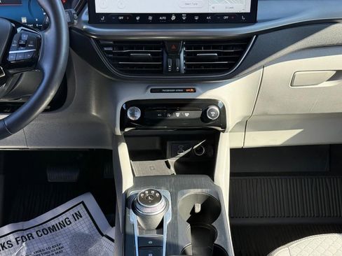 Certified 2023 Ford Escape Active w/ Tech Pack #2 image 9