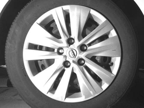 Used 2025 Nissan Sentra S FWD image 15