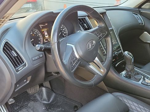 Used 2019 INFINITI Q50 Signature Edition w/ Cargo Package (L96) image 10