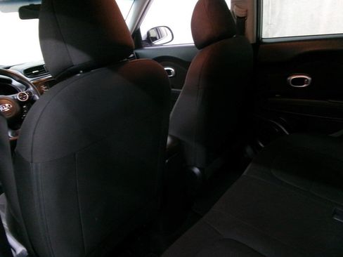 Used 2018 Kia Soul Base 4dr Crossover 6A image 15