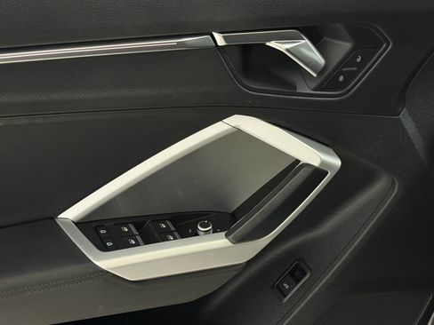 Used 2021 Audi Q3 2.0T Premium Plus image 36