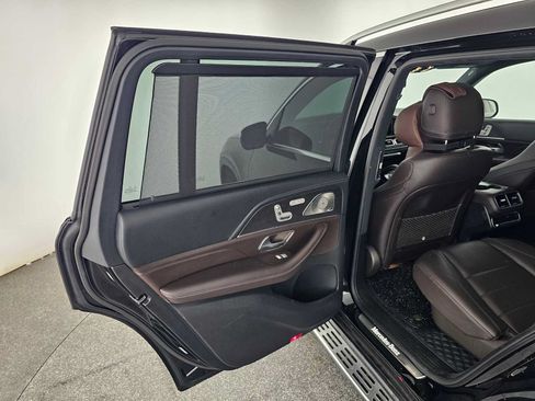 Certified 2022 Mercedes-Benz GLS 450 4MATIC image 16