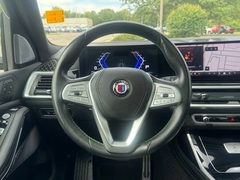 Certified 2025 BMW ALPINA XB7 AWD/4WD image 21