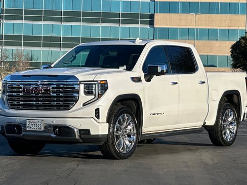 Used 2023 GMC Sierra 1500 Denali w/ Denali Reserve Package image 8
