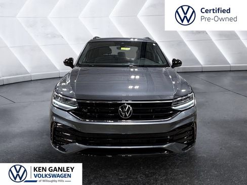 Used 2024 Volkswagen Tiguan SE R-Line AWD/4WD image 2