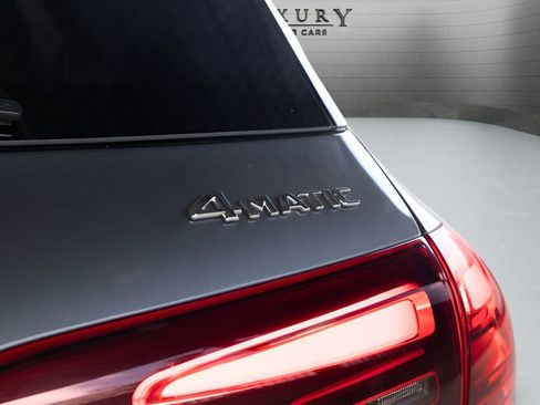Used 2024 Mercedes-Benz GLE 350 4MATIC image 19