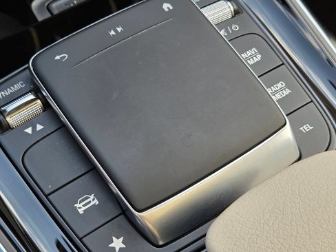 Used 2023 Mercedes-Benz GLA 250 4MATIC image 15