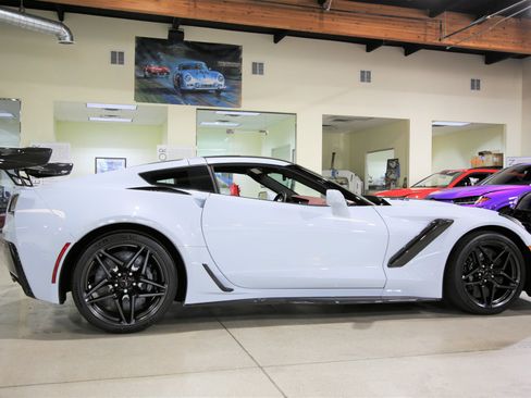 Used 2019 Chevrolet Corvette ZR1 image 5