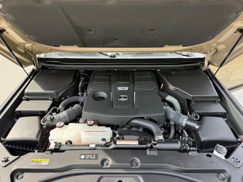 Certified 2024 Lexus GX 550 AWD/4WD image 19