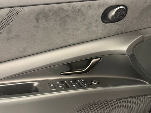 New 2025 Hyundai Elantra N Base image 12